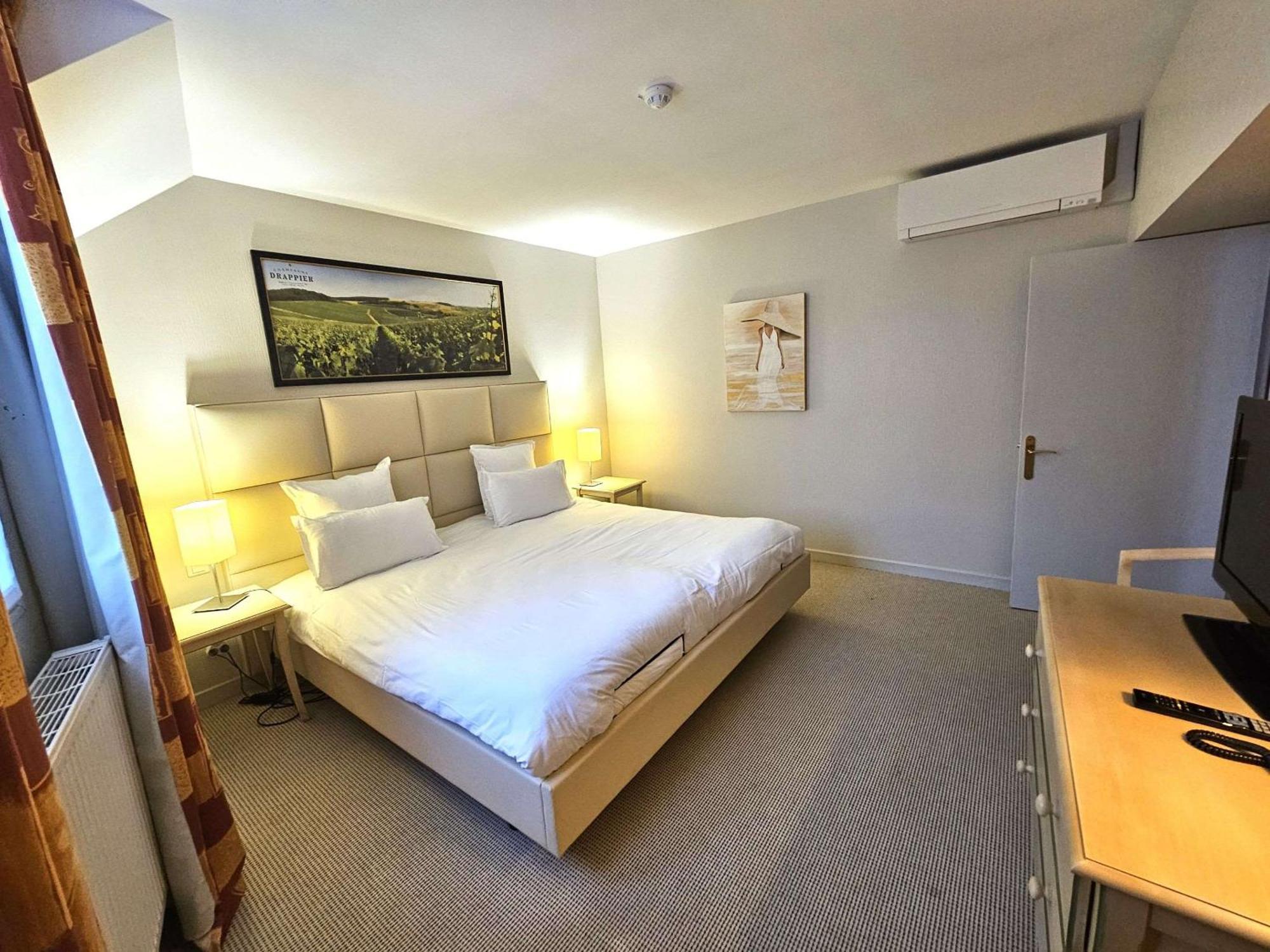 Auberge Du Lac, Sure Hotel Collection By Best Western Mesnil-Saint-Père Zewnętrze zdjęcie
