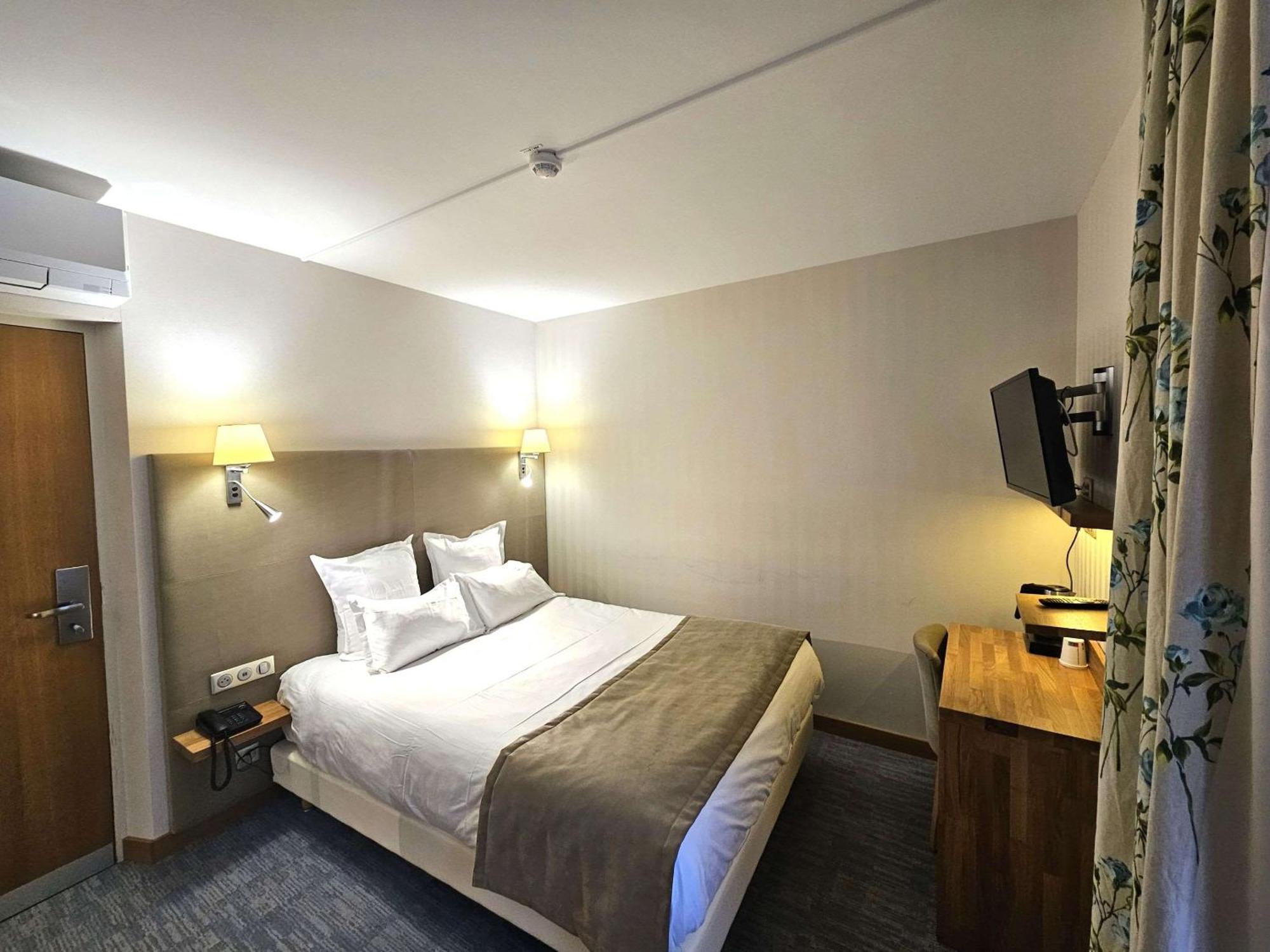 Auberge Du Lac, Sure Hotel Collection By Best Western Mesnil-Saint-Père Zewnętrze zdjęcie